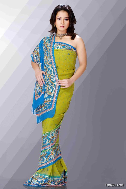 Gorgeous Models in Beautiful Sarees