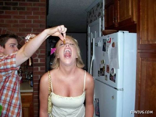 Crazy Galz Catching with Mouths