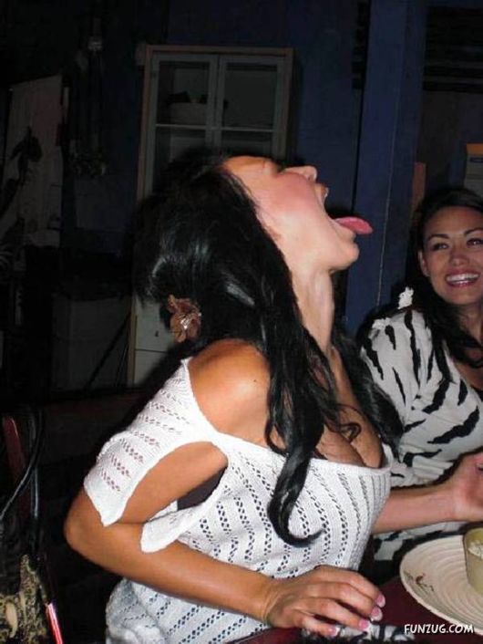 Crazy Galz Catching with Mouths