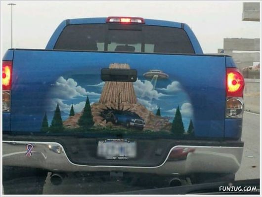 Funny Odd Things On The Road 