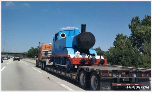 Funny Odd Things On The Road 