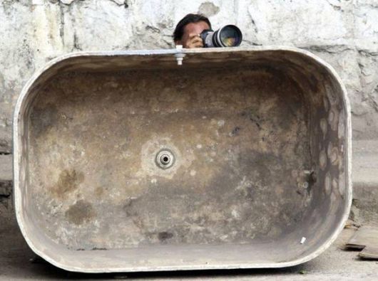 Funny Photographers And Their Photography Efforts