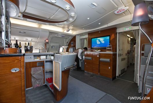 Fly Emirates - 5 Stars In The Sky
