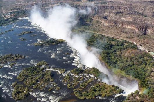 Victoria Falls - The Smoke That Thunders