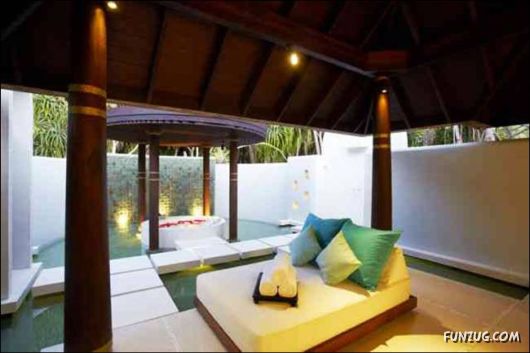 Heavenly Hotel At Maldives