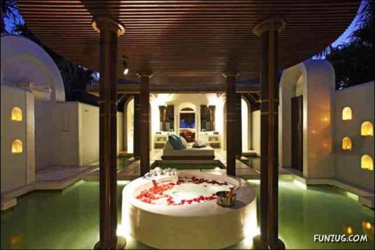 Heavenly Hotel At Maldives