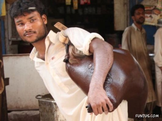 A Glimpse Of An Old Market In Pakistan