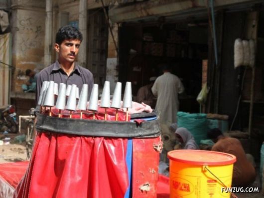 A Glimpse Of An Old Market In Pakistan