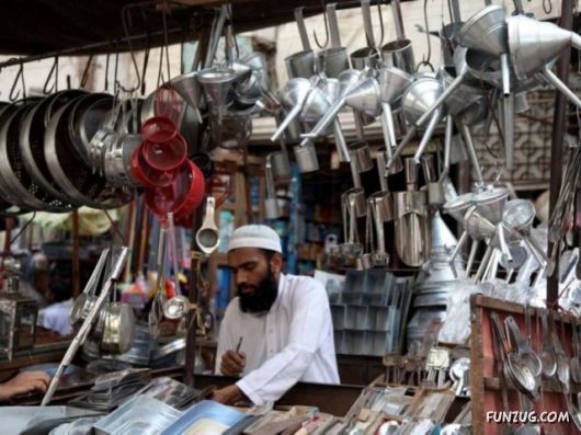 A Glimpse Of An Old Market In Pakistan