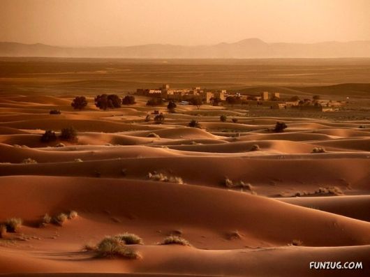 Click to Enlarge -Beautiful Deserts Wallpapers