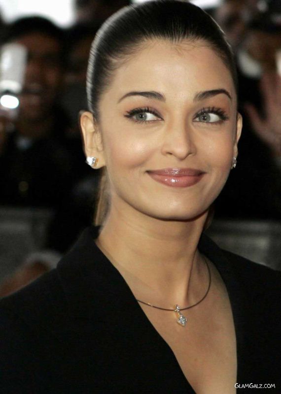 Unseen Pictures Of Aishwarya Rai