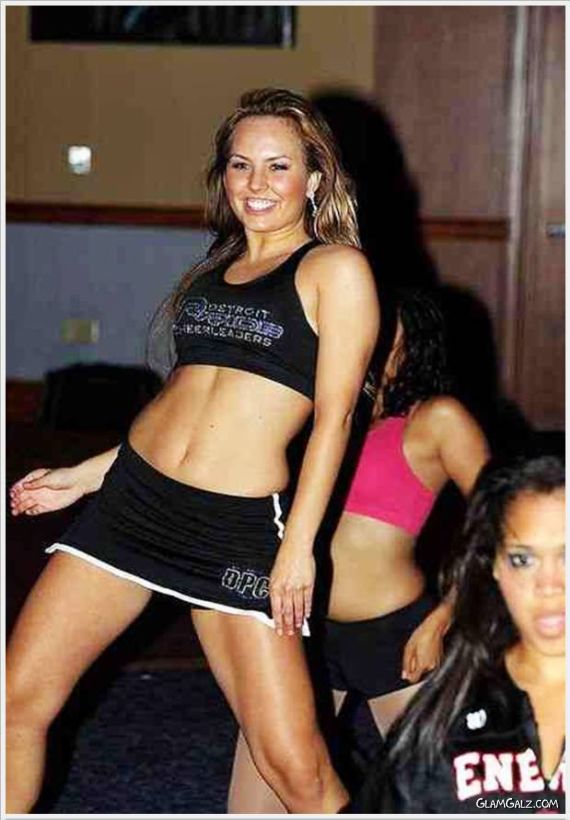 Facebook Cheerleaders Pictures Collection