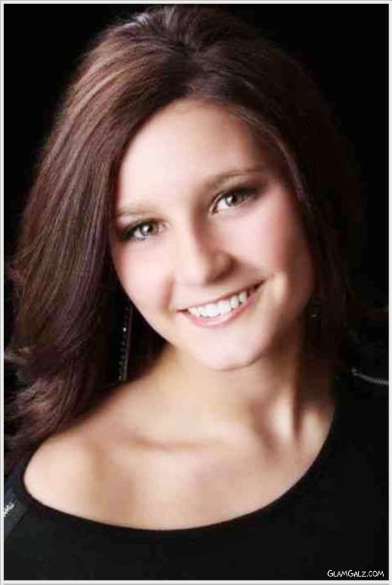 Facebook Cheerleaders Pictures Collection