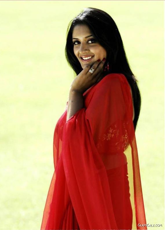 Pretty Tolly Beauty Vimala Raman