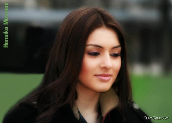 Click to Enlarge - Pretty Hansika Motwani Wallpapers
