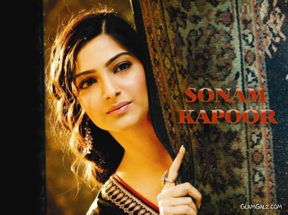 Click to Enlarge - Beautiful Sonam Kapoor Wallpapers