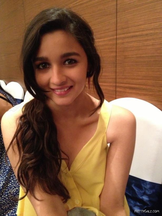 Alia Bhatt Exclusive Photo Gallery