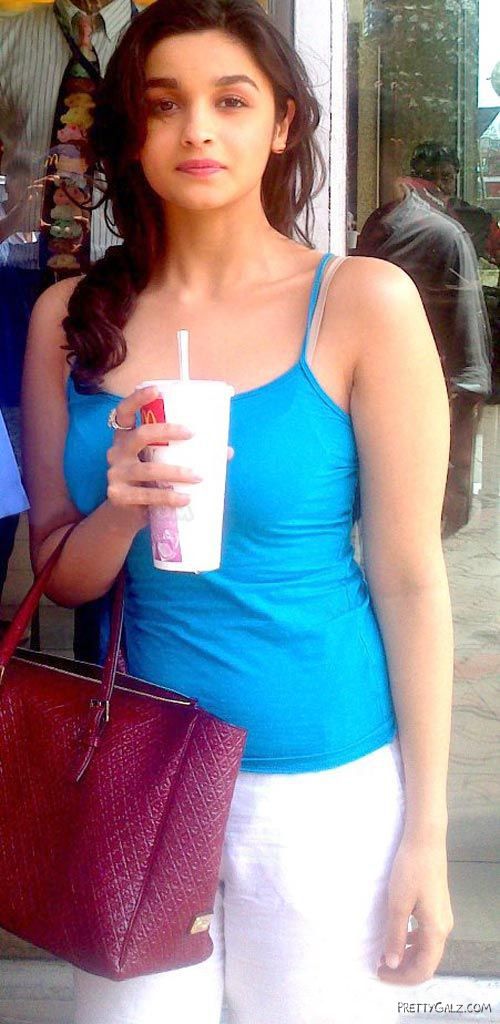 Alia Bhatt Exclusive Photo Gallery