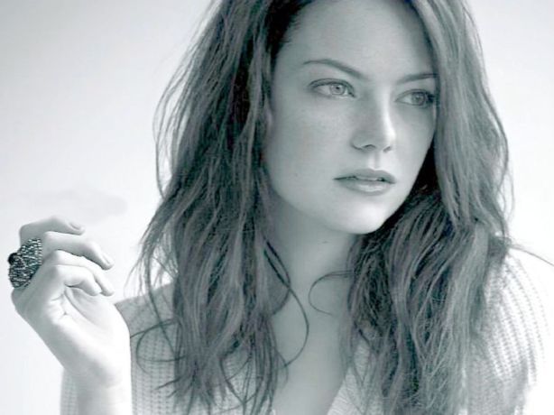 Emma Stone's Awesome Photo Gallery