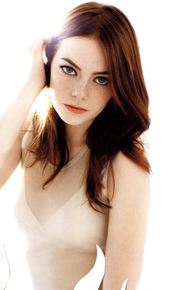 Emma Stone's Awesome Photo Gallery