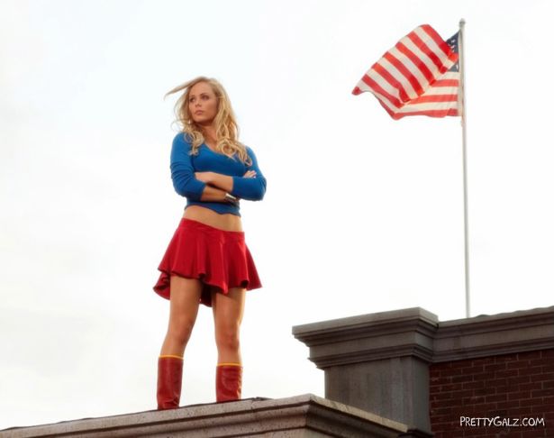 Laura Vandervoort As Supergirl