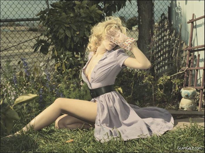 Scarlett Johansson For Exclusive Esquire Shoot