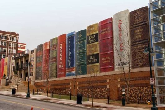 Giant Bookshelf of Kansas City Library, USA